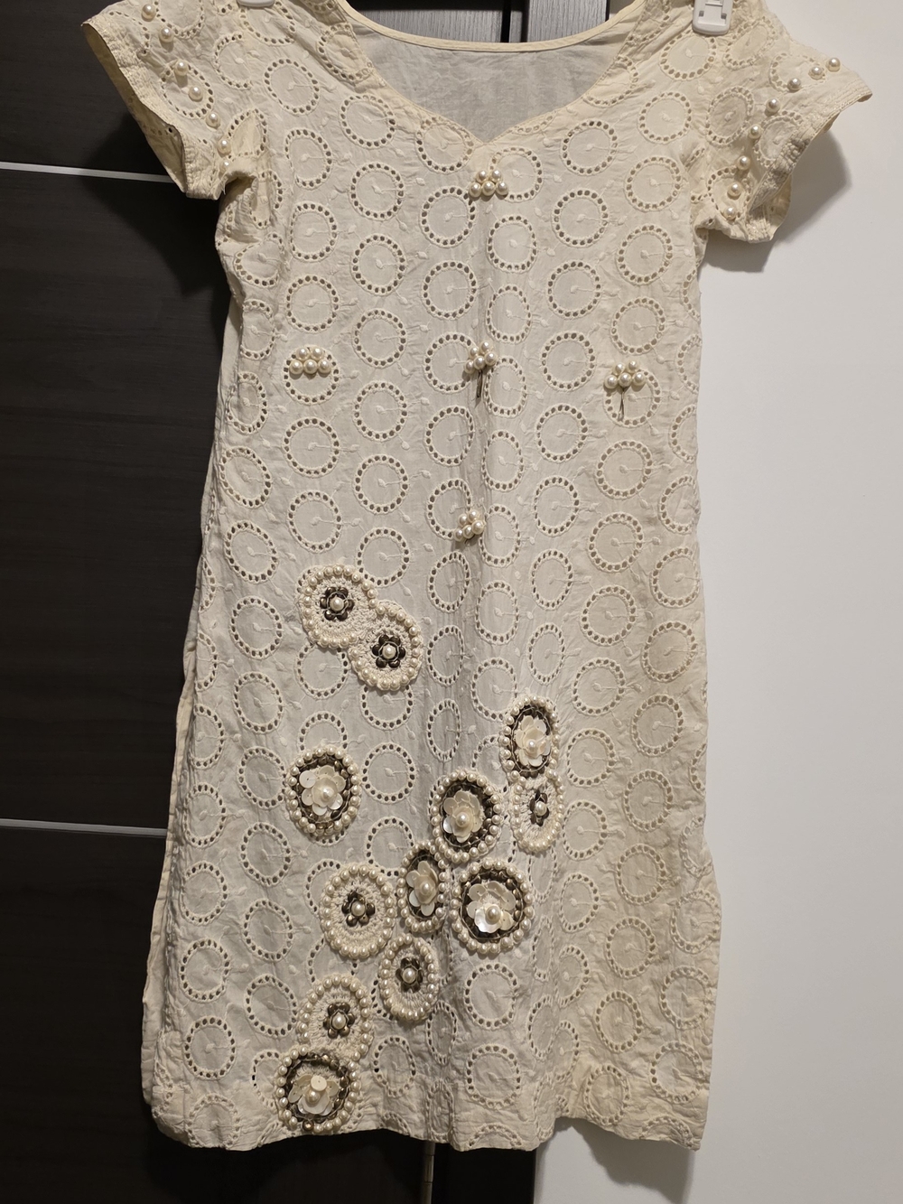 Girls Cream Eyelet Kurti with Pearl Floral Accents